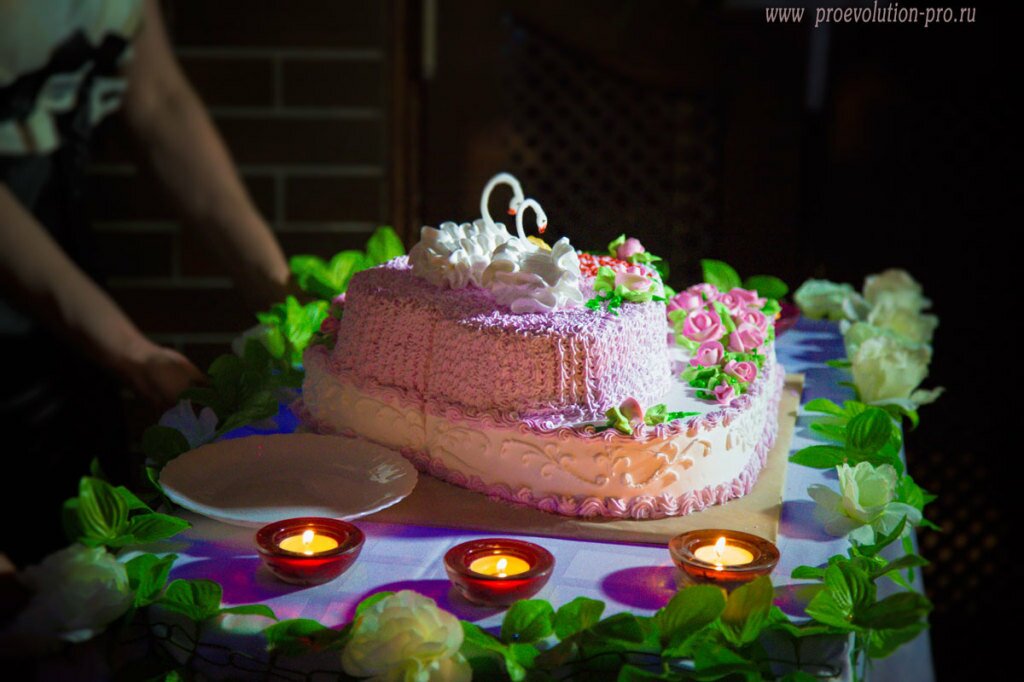 свадебный торт фото в Новомосковске